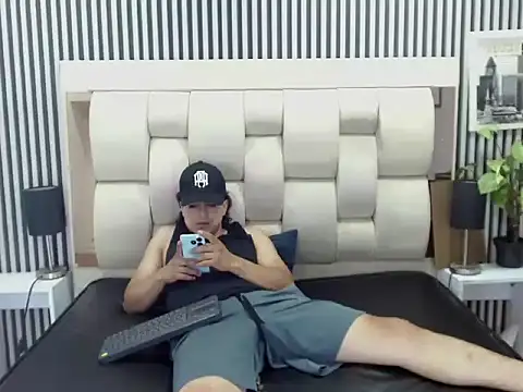 Show de Alex_Wolft na webcam