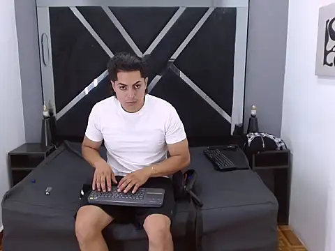 Alex_Wolft Adlı Modelin Web Kamerası Şovu