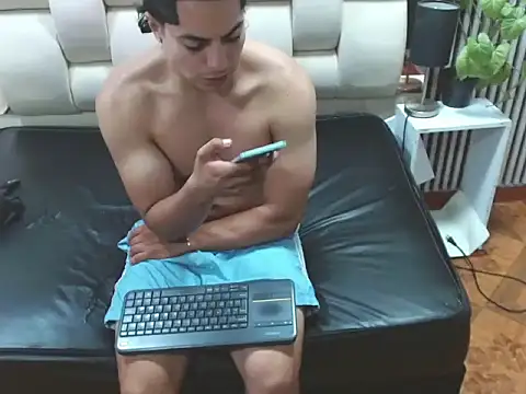 Alex_Wolft Adlı Modelin Web Kamerası Şovu