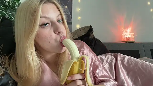Fanny_Fresh live XXX chat