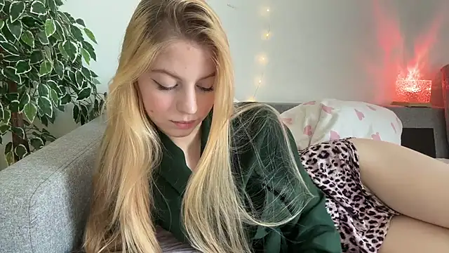 Fanny_Fresh's Live XXX Chat