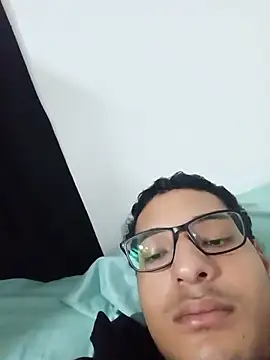 Show modela crxs0ul na web-kameri