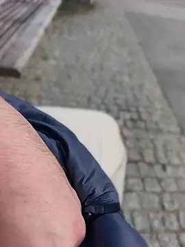 Pertunjukan Kamera Web PublicMarekFlashDick