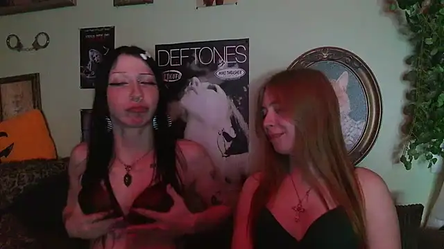 vampyregrlll Show in webcam