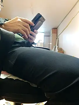 zxc9090zxc 在線直播表演