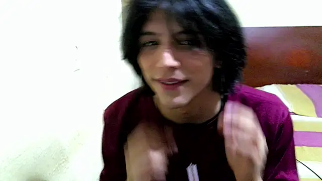 olii_dusk's Webcam Show