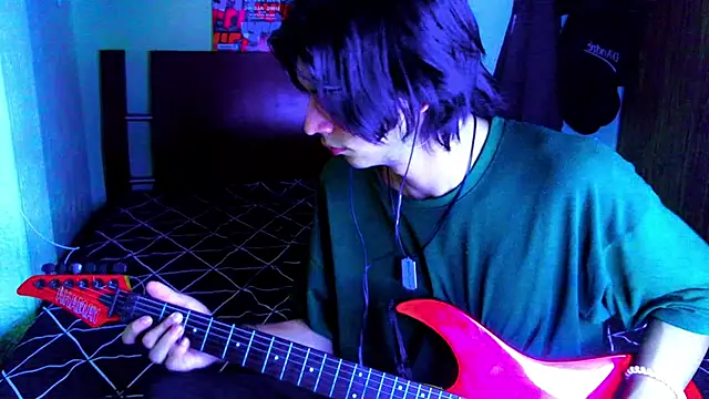 olii_dusk Show in webcam