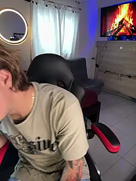 AngelLatinBoy Webcamshow