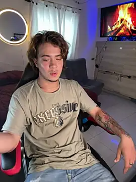 AngelLatinBoy Webcamshow