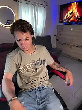 AngelLatinBoy Webcamshow