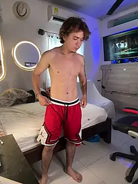 AngelLatinBoy Webcamshow