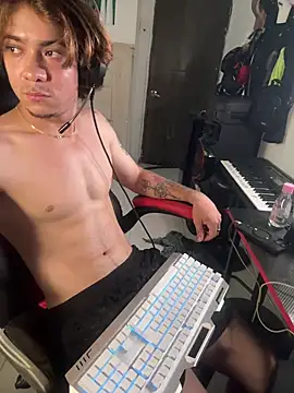 Webkamerová show AngelLatinBoy