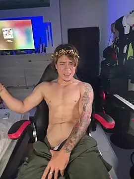 AngelLatinBoy Show in webcam