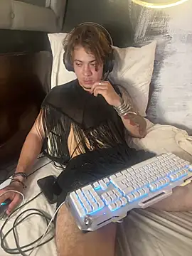 AngelLatinBoy Шоу с уебкамера