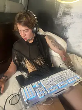 AngelLatinBoyn Webbikameraesitys