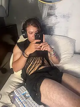 AngelLatinBoy webcam show