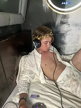 Webkamerová show AngelLatinBoy