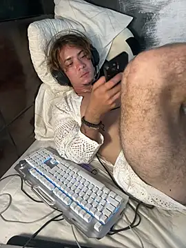 AngelLatinBoy Pertunjukan Webcam