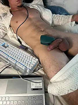 AngelLatinBoy Webcamshow