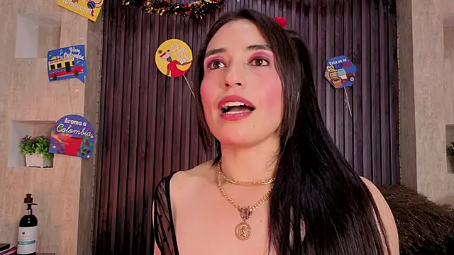 MeganNightt's Webcam Show