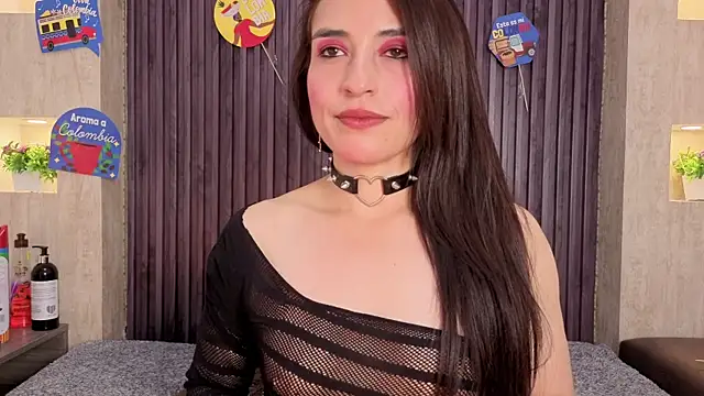 MeganNightt webcam show