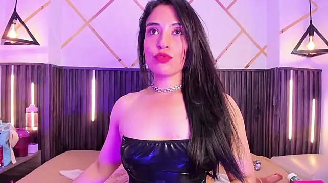 MeganNightt – webcam-show