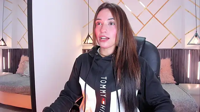 Show de MeganNightt na webcam