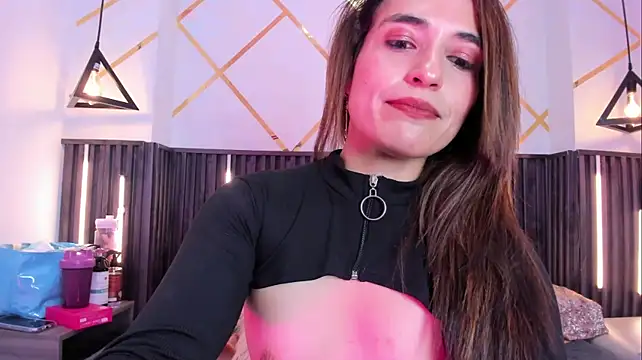 MeganNightt: διαδικτυακό σόου στην κάμερα