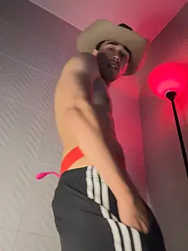 Adam_Grey webkamerás műsora