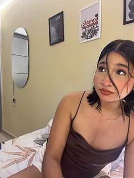 AriBunny18 Live XXX Chat