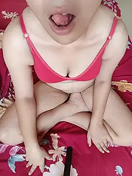 Divya3107's Live XXX Chat