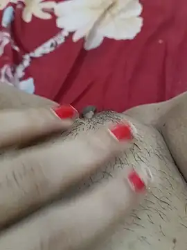 Divya3107's Webcam Show