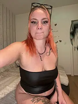 Fiebie_licious_ Live XXX-Chat