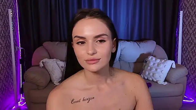 MilaaSweety's Live XXX Chat