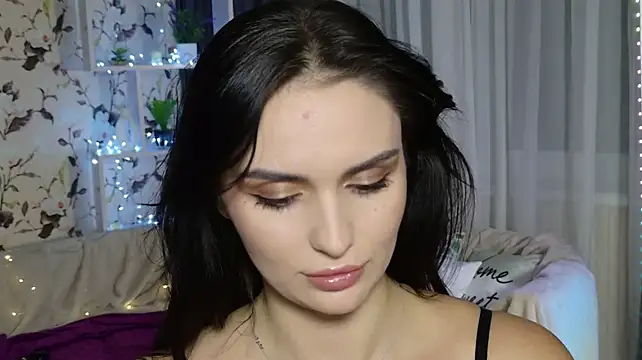 MilaaSweety's Live XXX Chat