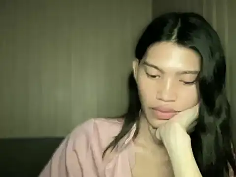 Pokazy przed kamerką – Yourgoddess_jayve
