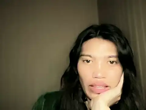 Show modela Yourgoddess_jayve na web-kameri