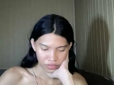 הופעת וובקאם של Yourgoddess_jayve