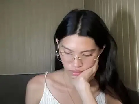 Yourgoddess_jayve Pertunjukan Webcam