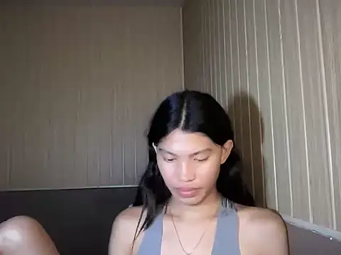 Pokazy przed kamerką – Yourgoddess_jayve