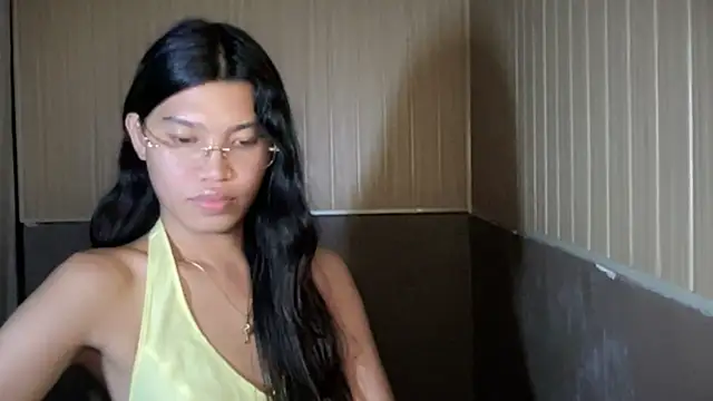 Show de Yourgoddess_jayve na webcam