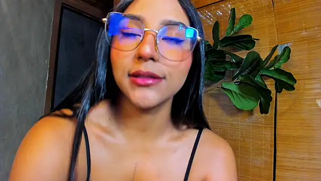 Victoria_Gonzalez Webcam show