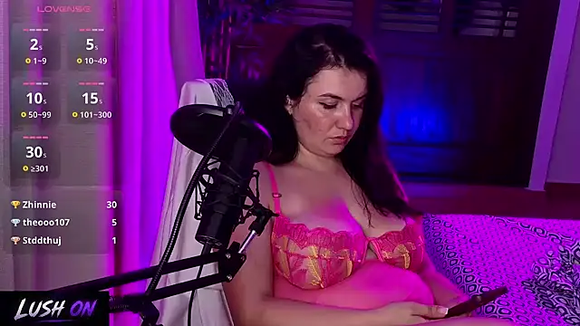 Czat XXX na żywo – RealGoddessBellaBlaze