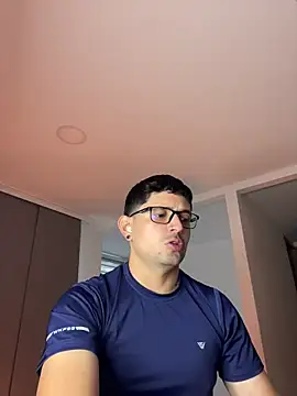 عرض كام TroyeSavage