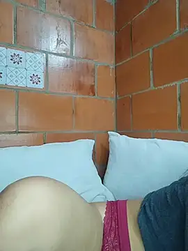 Amanda_x1 Adlı Modelin Web Kamerası Şovu