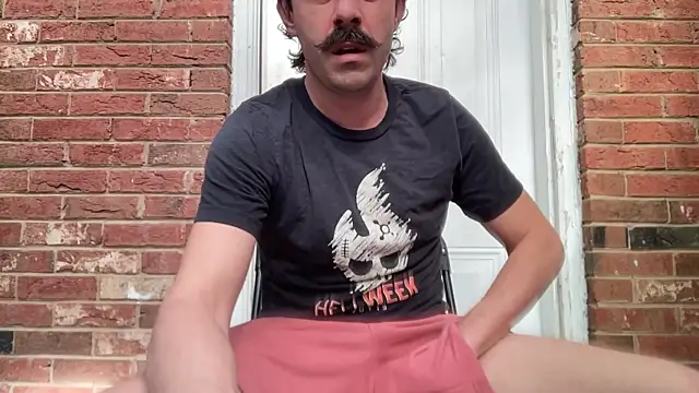 RawSlutMaker Show in webcam