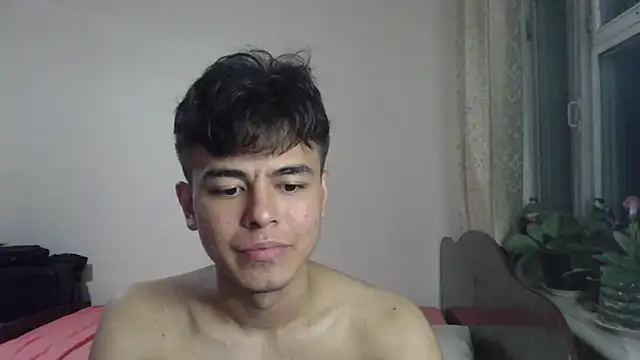 ToddWarren Show in webcam