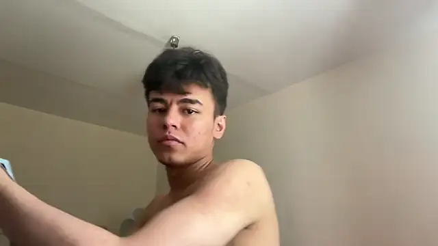 הופעת וובקאם של ToddWarren