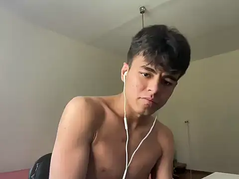 Show modela ToddWarren na web-kameri