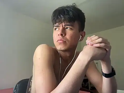 ToddWarren Show in webcam